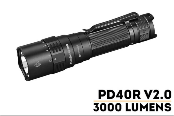 Lanterna Fenix ​​PD40R V2.0 - 3000 Lumens